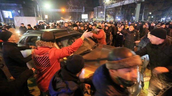 مقتل عشرات المحتجين بكازاخستان.. الشرطة “إنهم مثيرو شغب”