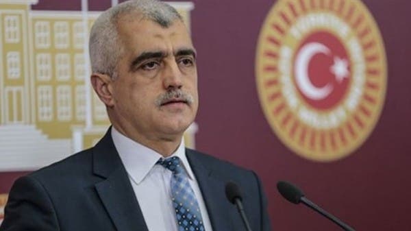 بعد اعتصامه داخل البرلمان 4 ليالٍ.. تركيا تعتقل نائباً مؤيداً للأكراد