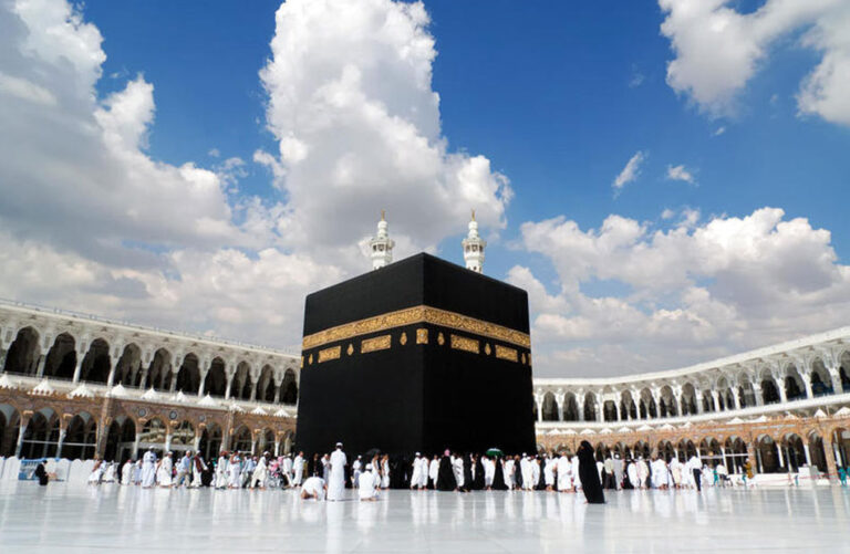 أسعار عمرة المولد النبوي وموعد أولى الرحلات 1444
