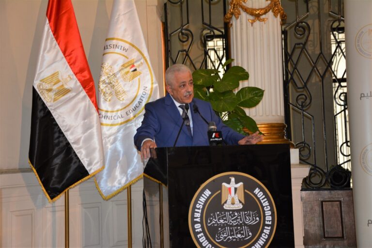 الأوراق المطلوبة لتسليم المعلمين الجدد