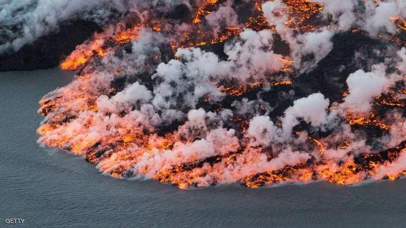 أيسلندا.. نشاط بركاني قد يعطل الحياة لقرون
