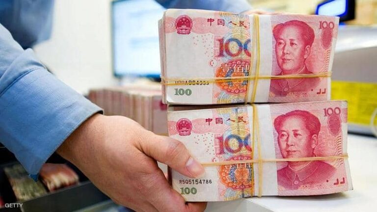 البنوك الصينية تبدأ تعقيم الأوراق النقدية تجنبا من عدوى