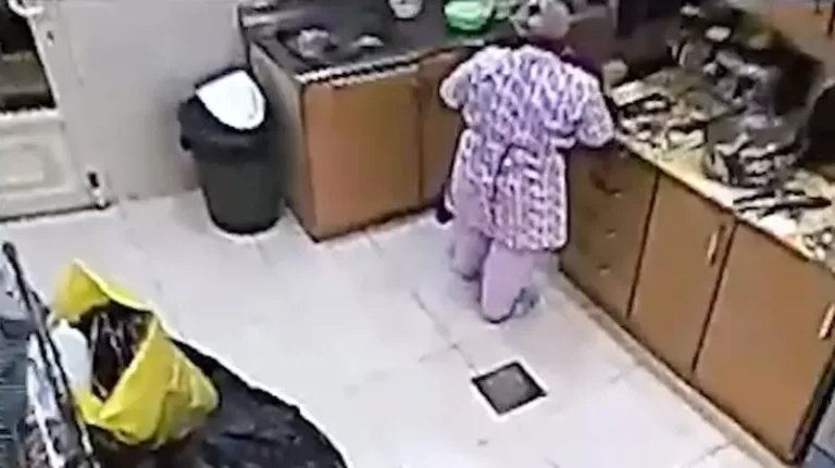 خادمة تضع ما لا يتخيله أحد بطعام أسرة كويتية