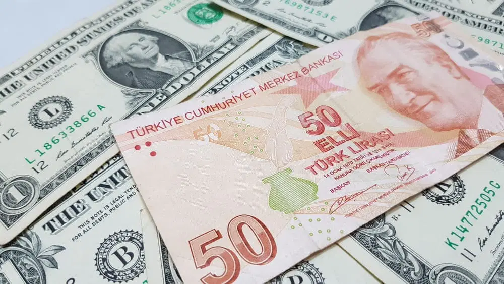 تراجع سعر الليرة التركية مقابل الدولار اليوم الاثنين 14-6-2022