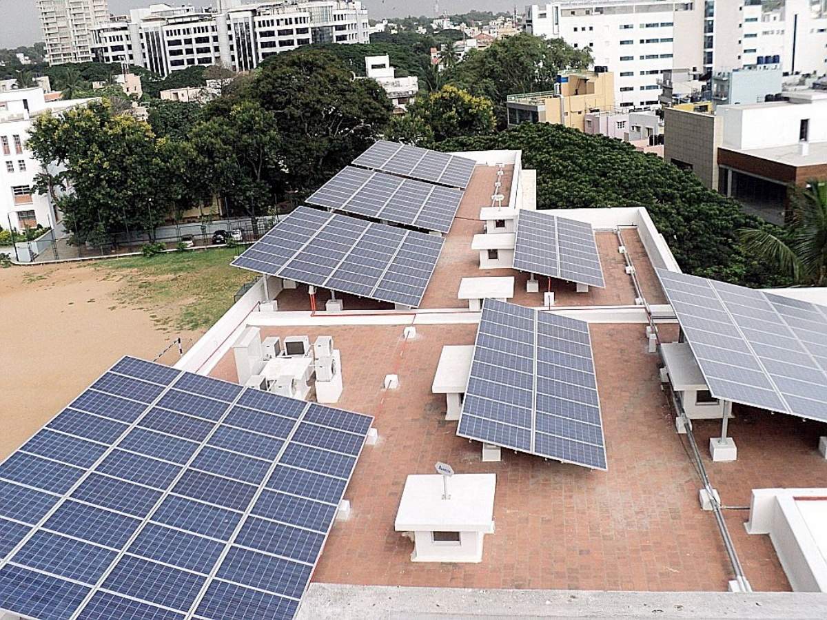 شروط الحصول على قرض منظومة الطاقة الشمسية للمواطنين بدون فوائد