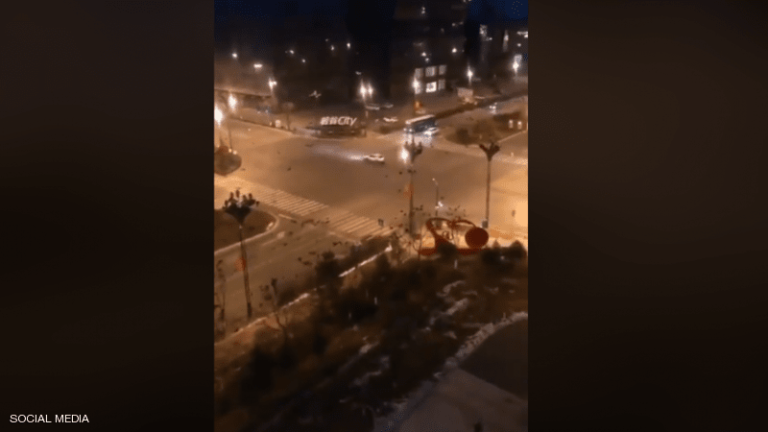 يعرف الغراب بأنه حيوان يتغذى على الكائنات النافقة