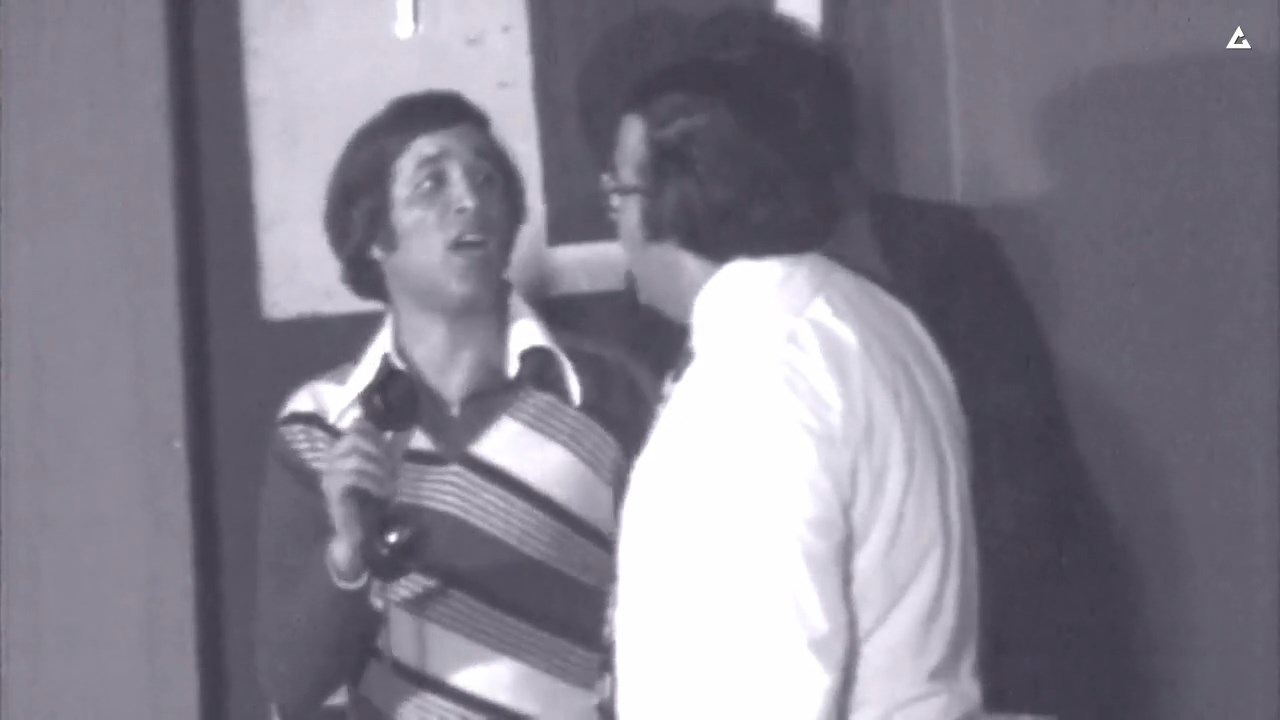 حسن مصطفى وسعيد صالح في لقطة من مسرحية مدرسة المشاغبين