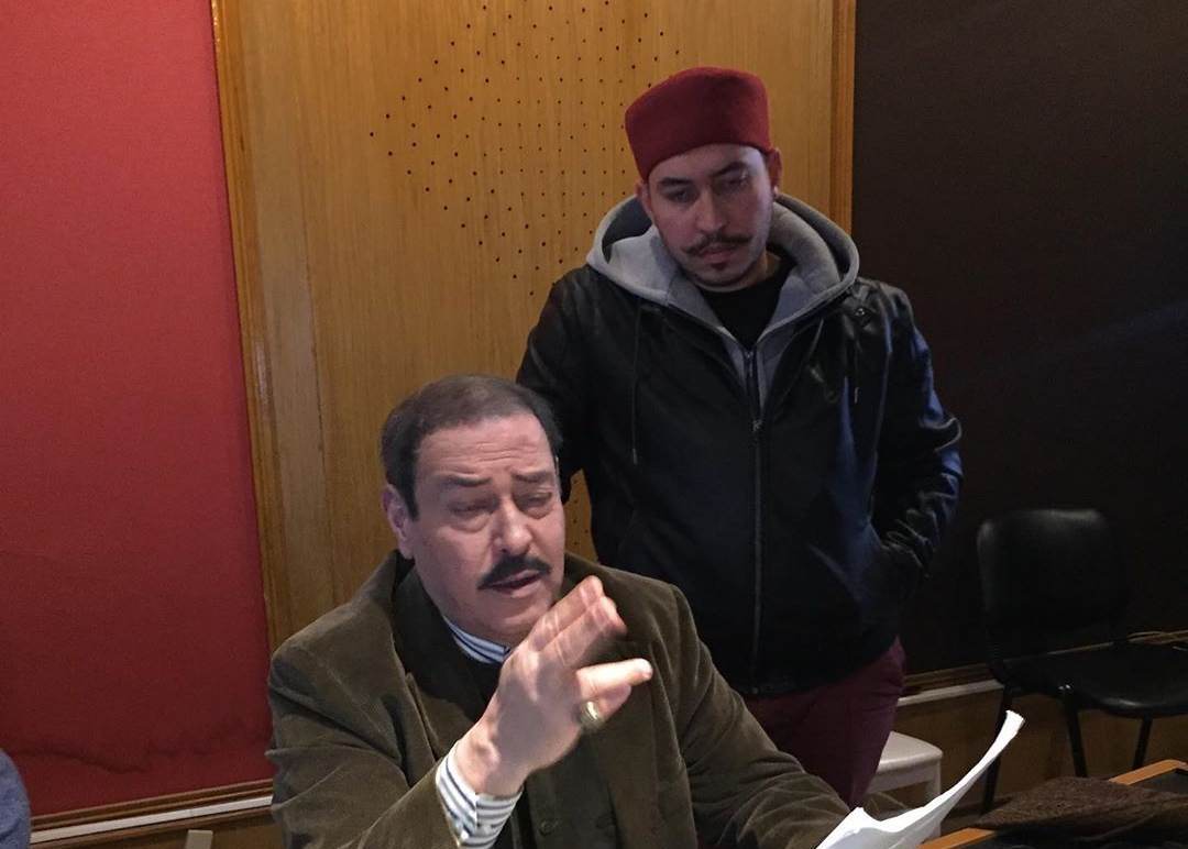 الفنان لطفي بوشناق مع ابنه مخرج مسلسل نوبة عبد الحميد بوشناق