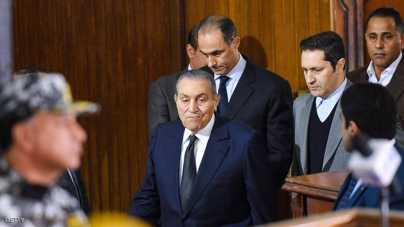 وفاة الرئيس المصري السابق حسني مبارك قبل المحكمة