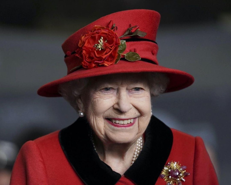 الملكة إليزابيث- الصورة من حساب The Royal Family على إنستغرام.jpg
