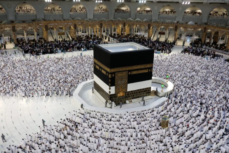 موعد إصدار تصاريح الحج