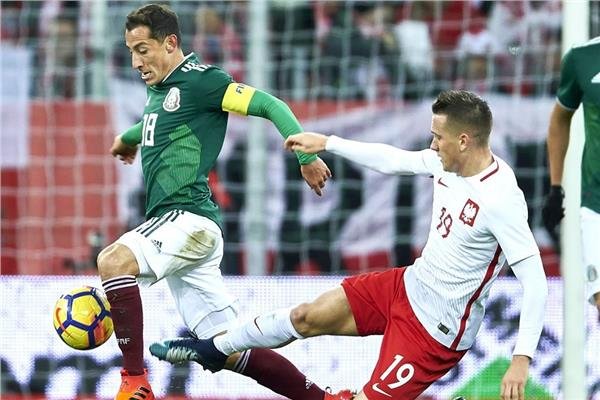 موعد مباراة المكسيك ضد بولندا في كاس العالم 2022 والقنوات الناقلة مجانا